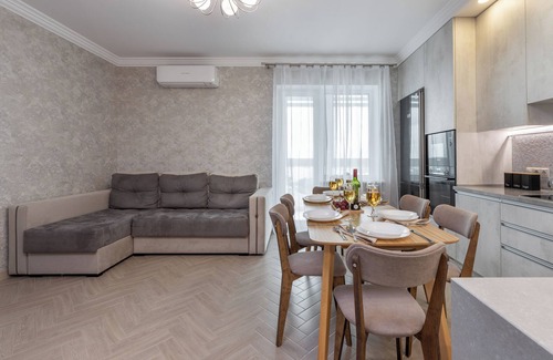 Pervomaysky District Apartment | 3-room apt with view of National Library