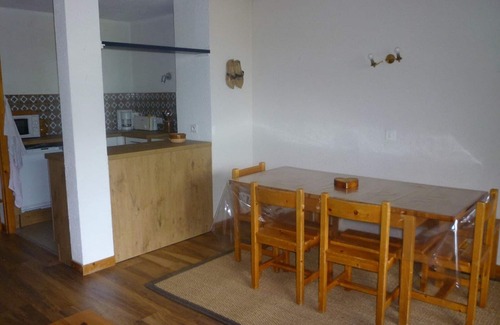 Saint-Jean-dʼAulps Apartment | 3-room duplex near slopes, pool, parking