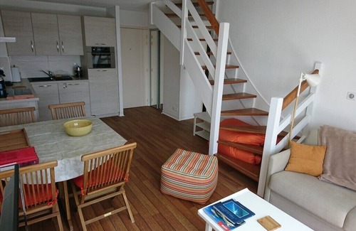 Audierne Apartment | 3-room duplex - 50 m from the beach - Beautiful sea view