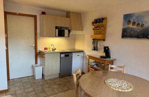 Saint-Jean-dʼAulps Apartment | 3-room ski-in/ski-out with balcony in Saint-Jean-d'Aulps