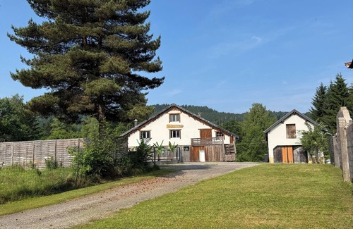 Le Thillot Cottage | 3 STAR GITE ON A RENOVATED VOSGIAN FARM WITH FENCED HEATED POOL
