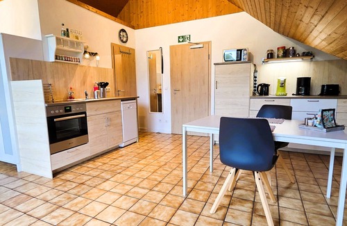 Seevetal Apartment | 3 stars! DG apartment with a covered balcony in a quiet location!