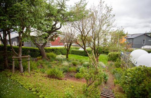 Torshavn Villa | 3 storey, 5 bedroom, 3 bathroom house in the center of Tórshavn