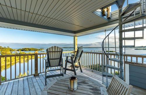 Cedar Key House | 3 Story Haven Fire Pit kayaks updated 360 Views