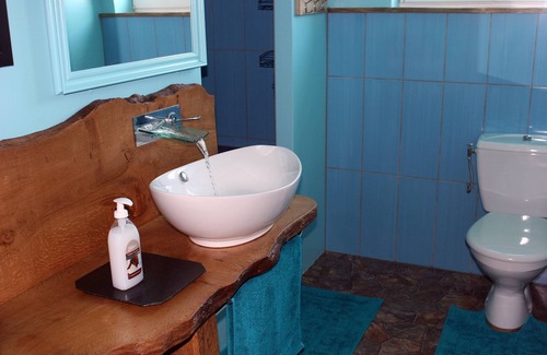 Buais-les-Monts House | 3 to 4 person room in Quiet B&B, Organic Meals 45 minutes from the Mt St Michel