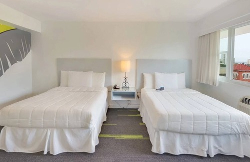 Miramar Hotel | 3 Units Near Old San Juan & Cruise Terminal – Great Urban Base