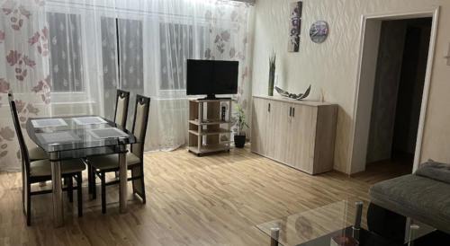 Offenburg Apartment | 3-Zimmer Ferienwohnung Offenburg 1-4 Personen