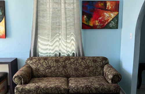 San Juan Apartment | 30 Day Minimum- 3BR & 2BA Family Retreat – Walk to Ocean