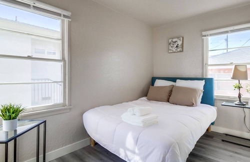 Otay House | 30 days minimum - Lovely 3-Bedroom Home w Spacious Yard & Free 3-car Parking