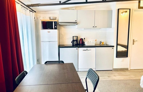 Garches Apartment | 30 m² unit, wheelchair accessible