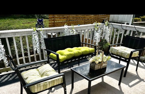 White Plains Apartment | 30 mins from NYC, 3 bd come enjoy relaxation and maximum comfort !