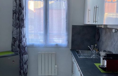 Dieppe Apartment | 300m from the beach, bright apartment