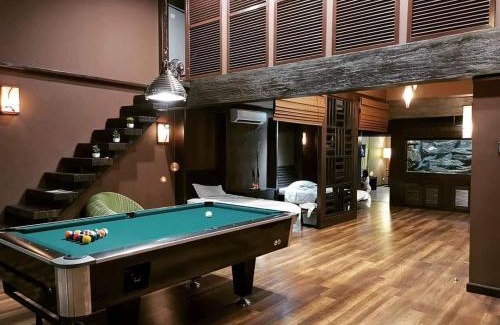 Taman Teh Teng Seng House | 30A Studio Room Medan Ipoh with Pool Table