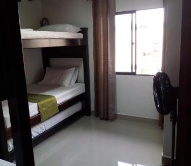 Suramericana Apartment | 31 BELLO APARTAMENTO CON BALCON EN LAURELES ESTADIO