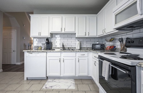 Cartersville House | 31 Middleton Court Cartersville