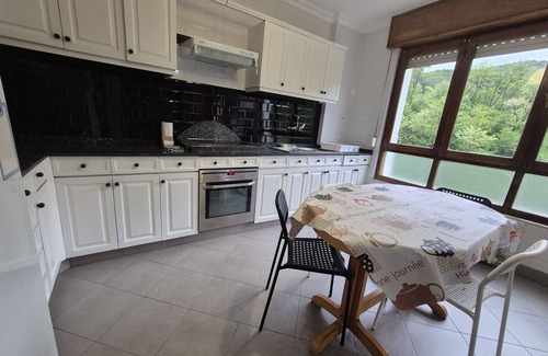 Tuilla Apartment | 33A02 Amplio Apartamento en Tuilla