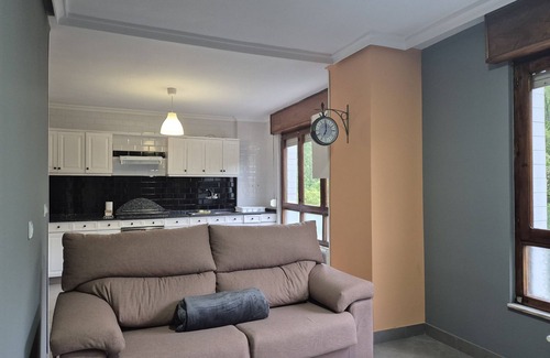 Tuilla Apartment | 33A02 Amplio Apartamento en Tuilla