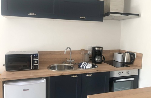 Doudeville House | 33m2 Modern Duplex - Elegance and Comfort