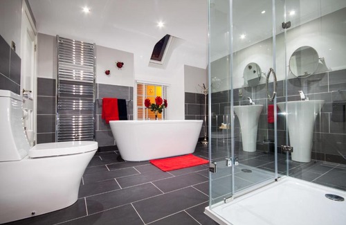 St. Andrews House | 34 Argyle Guesthouse
