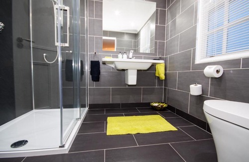 St. Andrews House | 34 Argyle Guesthouse