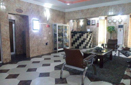 Festac Hotel | 35 m² Hotel ∙ 2 guests