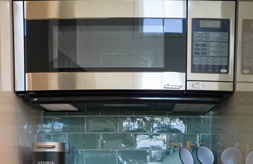 Bronson House | 35 minutes from both Gainesville and Ocala, 20 minutes from HITS