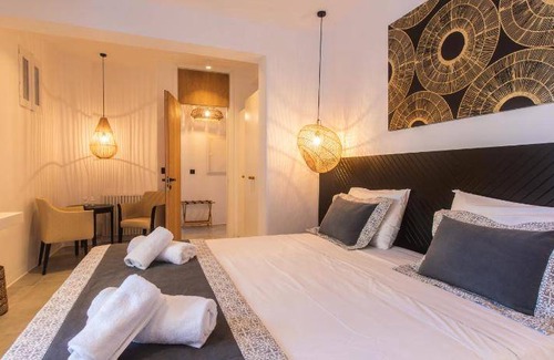 Paraga Resort | 350 m² Resort ∙ 6 bedrooms ∙ 127 guests