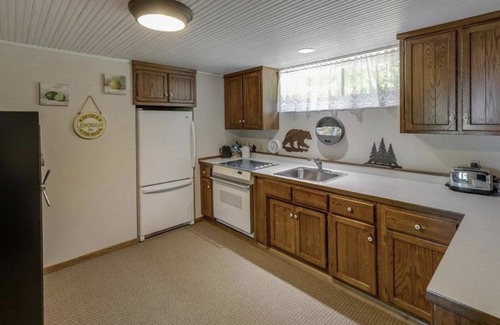 Walker House | 36 acres on Leech lake!