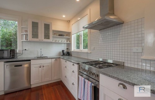 Takapuna Apartment | 36 Esmond Road, Takapuna