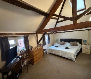 Kington House | 36 Heritage House