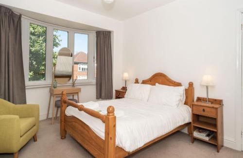York House | 36 Westminster Road Bright & Spacious 2-Bed Home in York with Garden Pass the Keys