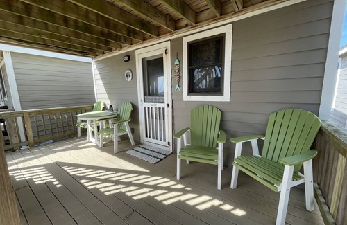 Hatteras Condo | 37 Coal Miner's Dream Studio Bedroom Condo by RedAwning