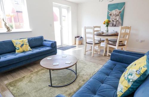 Chester House | 37 Devana Gardens