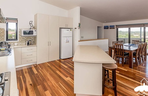 Sandy Point House | 37 Oceanview Parade Sandy Point