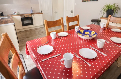 Tralee Cottage | 38 CASTLEWOOD PARK, pet friendly in Tralee, County Kerry