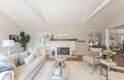 Hatton Fields House | 3888 Seas the Day home