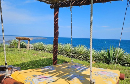 Shimoni House | 38m2 Turtle Suite in a 560 m2 Villa, Indian Ocean View