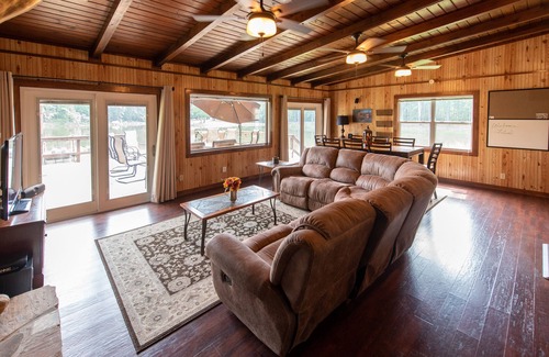 Jonesville House | 391-acre ranch home with private lake, pier, amazing views & game room