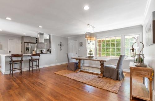 Smyrna House | 3926 Pineview Smyrna