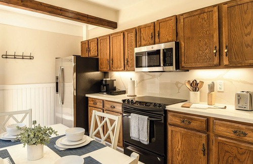 Pacific Grove House | 3946 Listen to the Waves - Oceanfront, Bay View