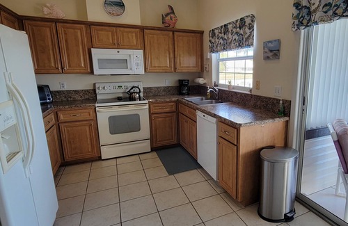 Palm Coast House | 3bd/2ba Lakefront Home in Oceanfront community