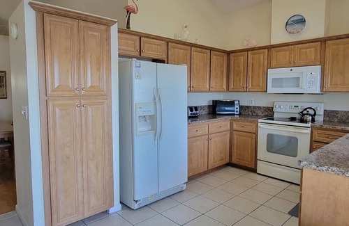 Palm Coast House | 3bd/2ba Lakefront Home in Oceanfront community