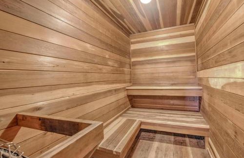 Baldy Mountain House | 3BD Next to Bus Stop, 8 Min To Gondola