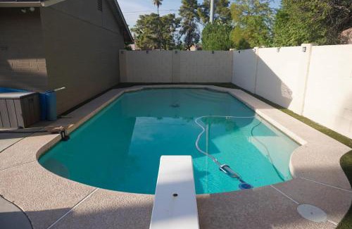 Tami Estates House | 3bdr Remodeled Scottsdale Desert Pool Oasis and Entertainment