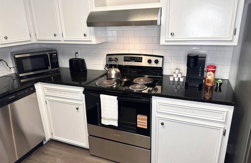Tougaloo Condo | 3beds, Car Garage, 20miles to Amazon Site