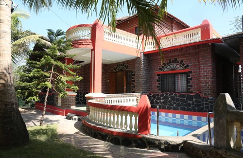 Palghar Villa | 3BHK Villa with Pool in the middle of pure nature
