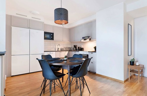 Pitea Apartment | 3BR City Charm Summar