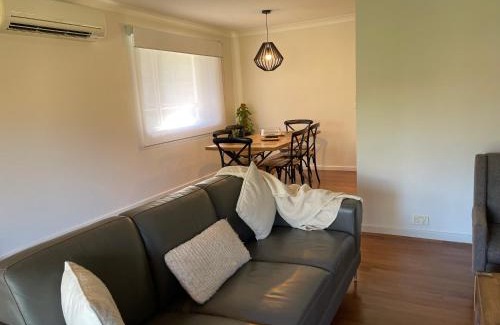 The Gap House | 3BR Comfy Home, Gym & Garden in The Gap