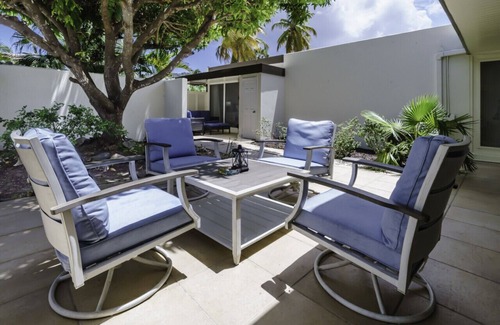 Frydendal Condo | 3BR condo w/Pool - walk to the beach in 5 mins!