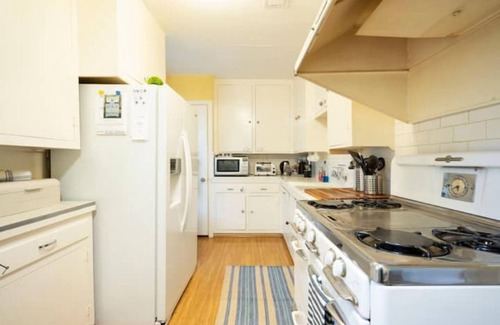 Southgate House | 3BR for 1-8pp - 1/3mile Med Cen - 1/2mile Rice Uni